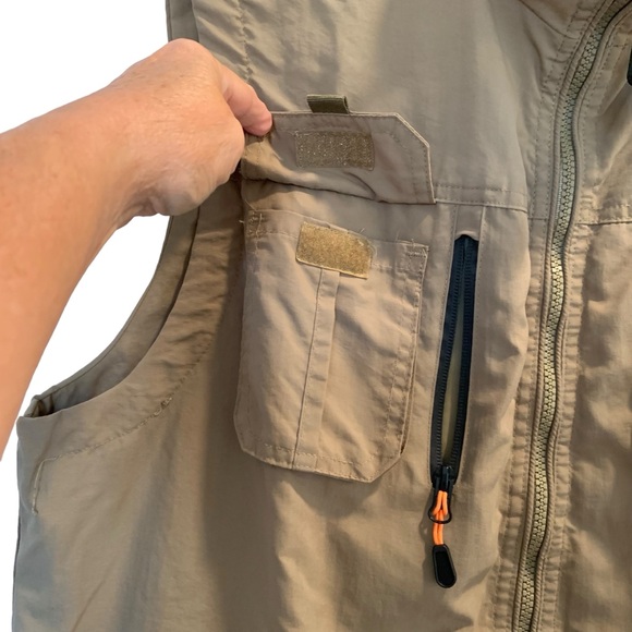 Jeep Brand Khaki Vest * Large - Picture 4 of 17